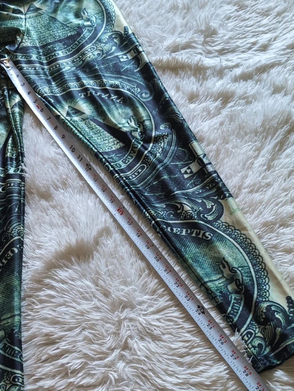 Blackmilk Old School The Dollar Green Illuminati Themed Leggings Size Large - Picture 13 of 13